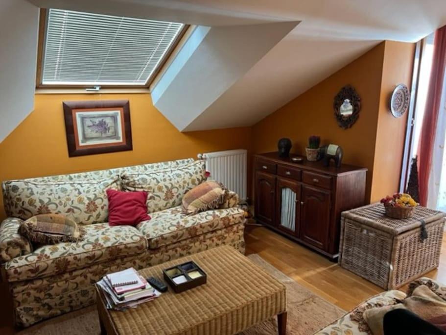 Atractivo Atico 2 Habitaciones Villaviciosa  Εξωτερικό φωτογραφία